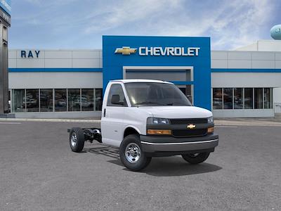 2025 Chevrolet Express 3500 Regular Cab RWD Bay Bridge Box Van for sale #48345 - photo 1