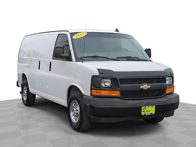 Used 2017 Chevrolet Express 3500 - photo 1