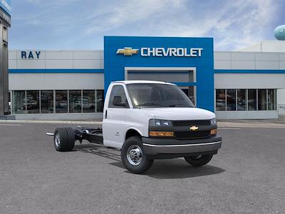 New 2025 Chevrolet Express 3500 177 WB Cutaway for sale #48776 - photo 1