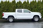 2025 Chevrolet Colorado Crew Cab 4WD Pickup for sale #27206 - photo 3