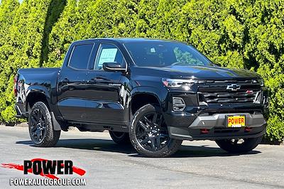 New 2025 Chevrolet Colorado Z71 Crew Cab 4WD Pickup for sale #27351 - photo 1