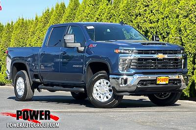 New 2025 Chevrolet Silverado 2500 LT Crew Cab 4WD Pickup for sale #27527 - photo 1