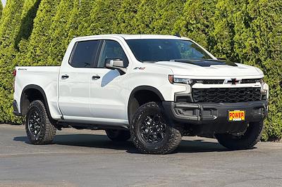 2026 Chevrolet Silverado 1500 Crew Cab 4WD Pickup for sale #28362 - photo 2