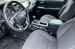 2017 Toyota Tacoma Extra Cab 4x4 Pickup for sale #D02753 - photo 10