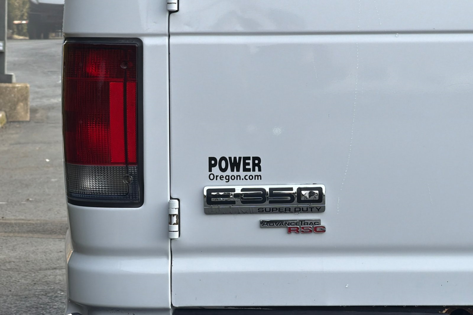 Used 2013 Ford E-350 - photo 23