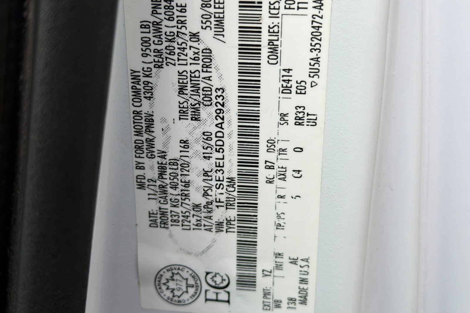 Used 2013 Ford E-350 - photo 27