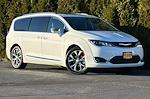 Used 2017 Chrysler Pacifica Limited Minivan for sale #D03000 - photo 2