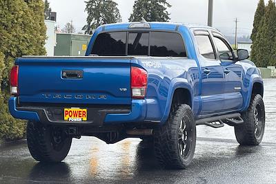 Used 2016 Toyota Tacoma - photo 1