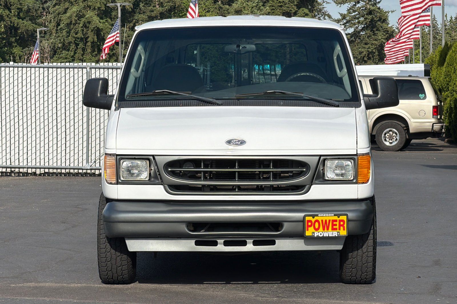 Used 2004 Ford E-150 - photo 10