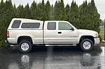 2005 GMC Sierra 2500 Extended Cab 4WD Pickup for sale #P32741A - photo 4