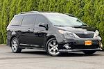 Used 2017 Toyota Sienna SE Minivan for sale #P32809A - photo 3