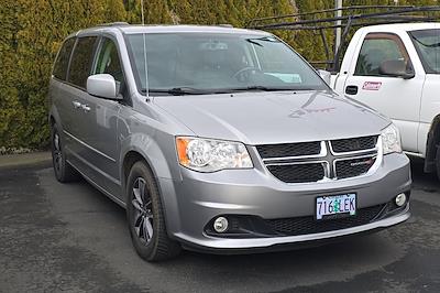 Used 2017 Dodge Grand Caravan SXT Minivan for sale #P33052A - photo 1
