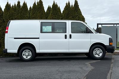 Used 2015 Chevrolet Express 2500 - photo 1