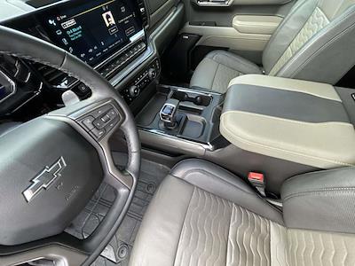 Used 2024 Chevrolet Silverado 1500 - photo 1