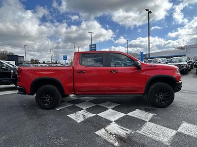 Used 2024 Chevrolet Silverado 1500 - photo 1