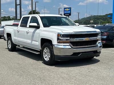 2017 Chevrolet Silverado 1500 Crew Cab 4WD Pickup for sale #HG134558 - photo 1