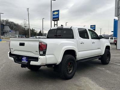 2018 Toyota Tacoma Double Cab 4WD Pickup for sale #JM168575 - photo 2