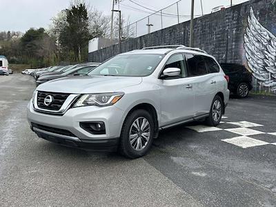 Used 2020 Nissan Pathfinder - photo 1