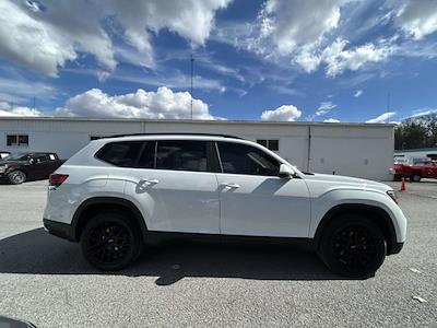 Used 2021 Volkswagen Atlas - photo 1