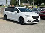 Used 2021 Chrysler Pacifica Touring Minivan for sale #MR560316 - photo 1