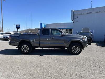 Used 2022 Toyota Tacoma - photo 1