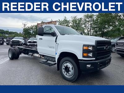 2024 Chevrolet Silverado 5500 Regular Cab DRW RWD, Cab Chassis for sale #RH411557 - photo 1