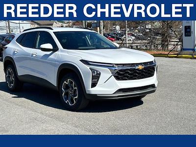 New 2025 Chevrolet Trax LT FWD SUV for sale #SC195322 - photo 1