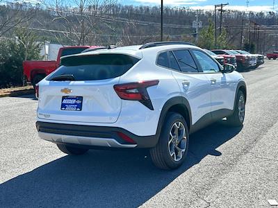 New 2025 Chevrolet Trax LT FWD SUV for sale #SC195322 - photo 2