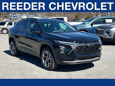 New 2025 Chevrolet Trax LT FWD SUV for sale #SC195828 - photo 1