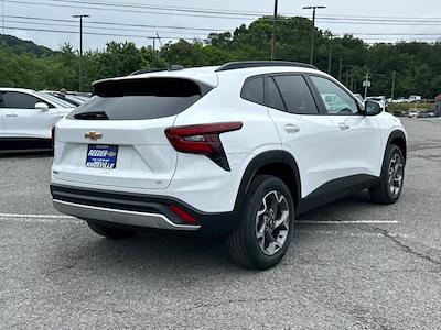New 2025 Chevrolet Trax LT SUV for sale #SC249288 - photo 2