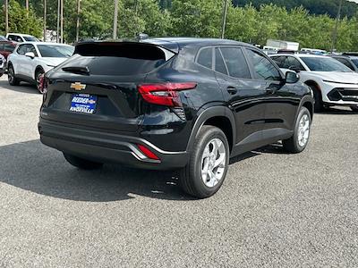 2025 Chevrolet Trax FWD SUV for sale #SC299499 - photo 2