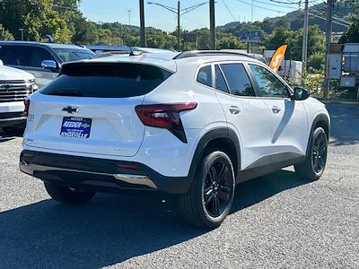 2025 Chevrolet Trax FWD SUV for sale #SC330803 - photo 2