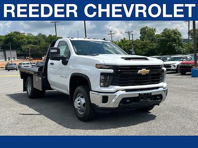 New 2025 Chevrolet Silverado 3500 Work Truck Regular Cab 4WD Flatbed Truck for sale #SF306566 - photo 1