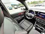 New 2025 Chevrolet Traverse Z71 AWD SUV for sale #SJ265329 - photo 14