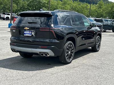New 2026 Chevrolet Traverse LT SUV for sale #TJ127292 - photo 2