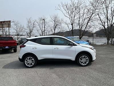 New 2027 Chevrolet Bolt EV - photo 1