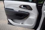 2017 Chrysler Pacifica FWD Minivan for sale #HR542851 - photo 21
