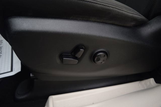 Used 2018 Chrysler Pacifica - photo 24