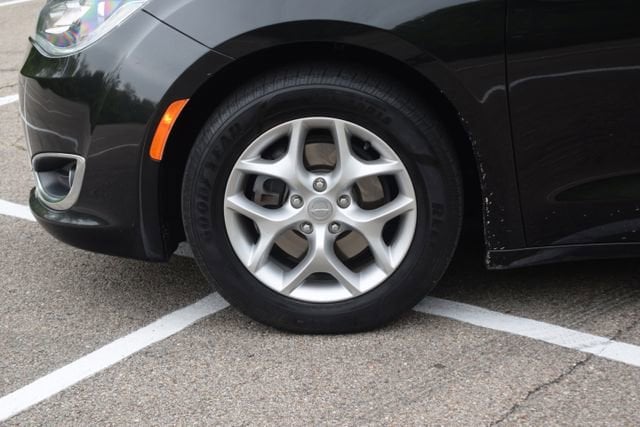Used 2018 Chrysler Pacifica - photo 29