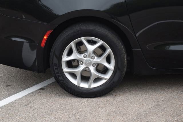 Used 2018 Chrysler Pacifica - photo 31