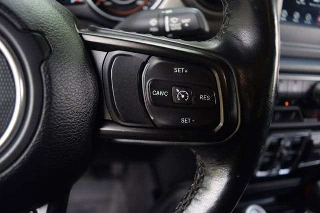 Used 2021 Jeep Gladiator - photo 9