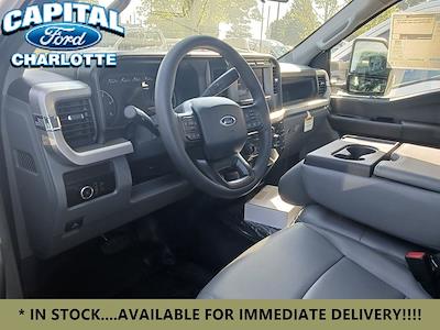 New 2024 Ford F-450 - photo 1