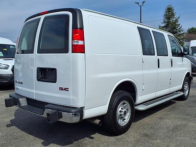 Used 2024 GMC Savana 2500 - photo 1