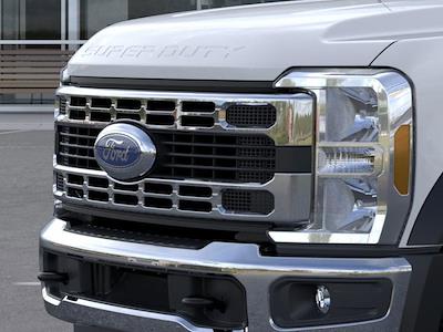 New 2025 Ford F-450 - photo 1