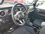 2022 Jeep Gladiator Crew Cab 4x4 Pickup for sale #L138878 - photo 20