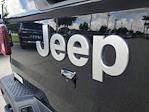 2022 Jeep Gladiator Crew Cab 4x4 Pickup for sale #L138878 - photo 8