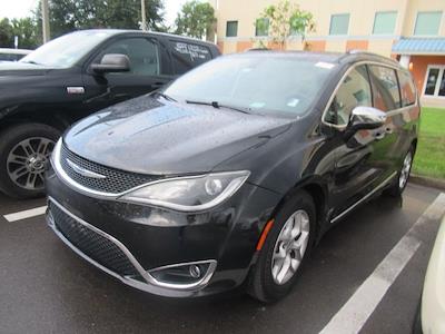 2020 Chrysler Pacifica FWD Minivan for sale #LR187158 - photo 1