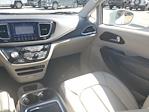 2020 Chrysler Pacifica FWD Minivan for sale #R289270 - photo 22