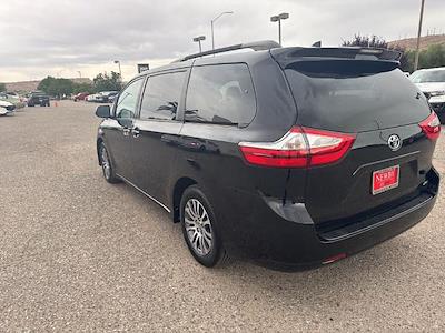 2018 Toyota Sienna FWD Minivan for sale #N03942D - photo 2