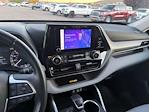 Used 2024 Toyota Highlander LE for sale #N04138B - photo 14
